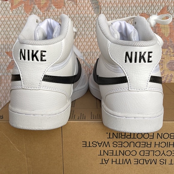 NIKE WMNS COURT VISION MID Next Nature WHITE/BLACK-WHITE
DN3577 101 Sneakers - Picture 14 of 16